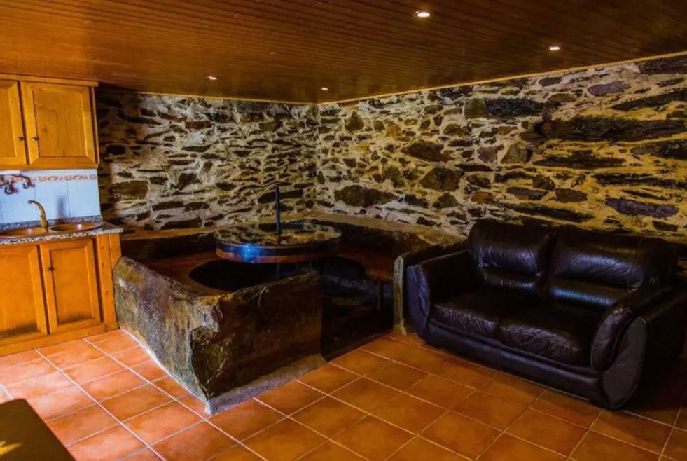 Вилла "Casa Do Avo Patricio" Mountain Experience Parada  Экстерьер фото